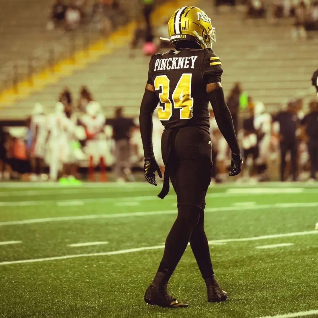 Omarion Pinckney